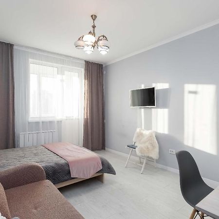 Жк Алмалы Apartamento Almaty Exterior foto